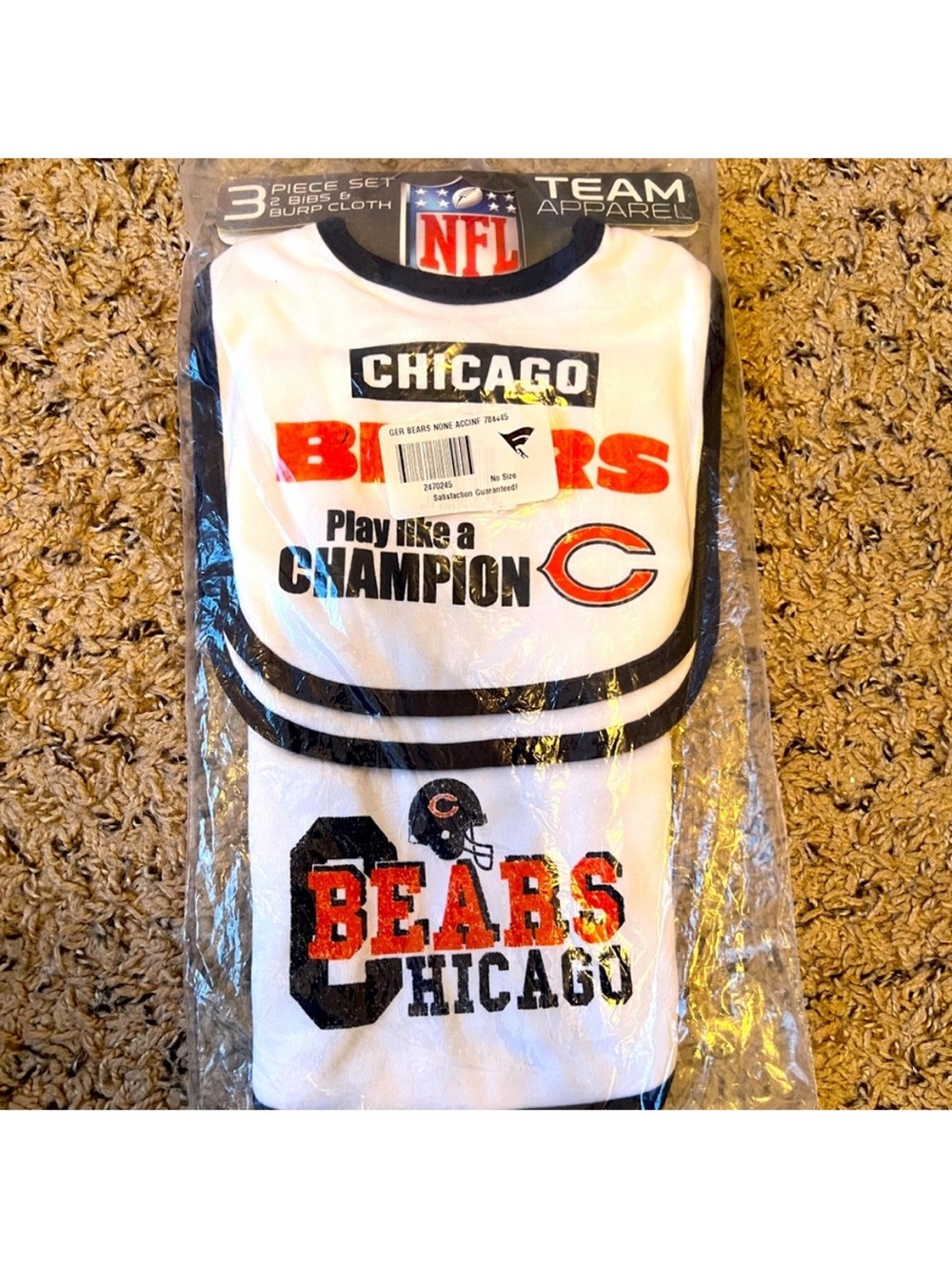 New Chicago Bears Baby Bib and Burp Cloth Set